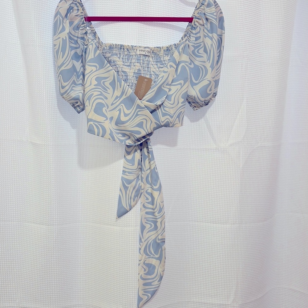 VESTIQUE NWT top bought for $40, never worn